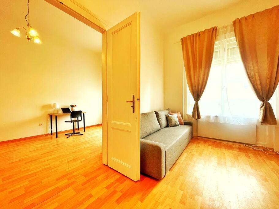 Central Spacious Flat Budapešť Exteriér fotografie